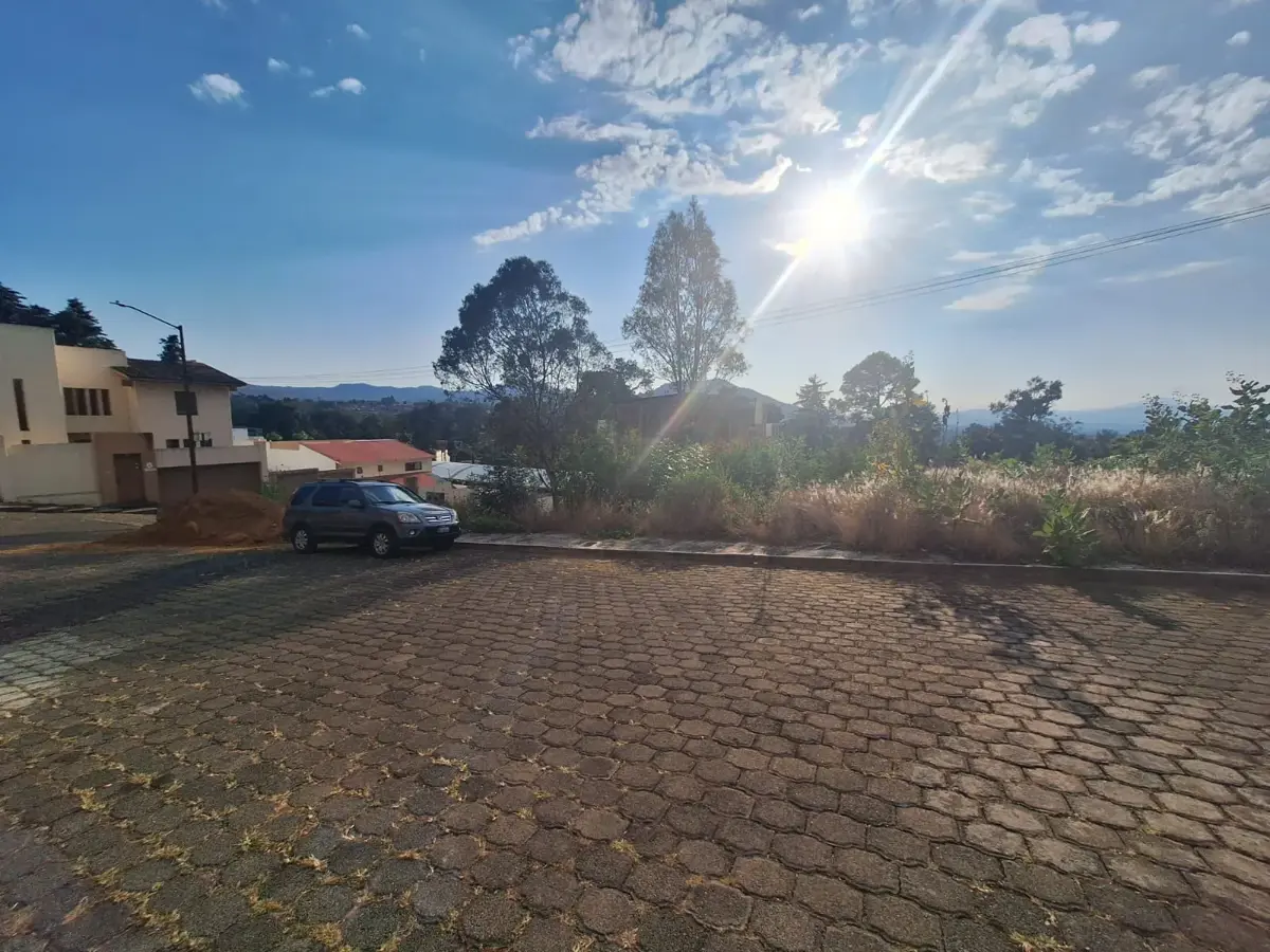 Terreno en venta en Rincón de Los Nogales, Pátzcuaro — foto 1 de 11