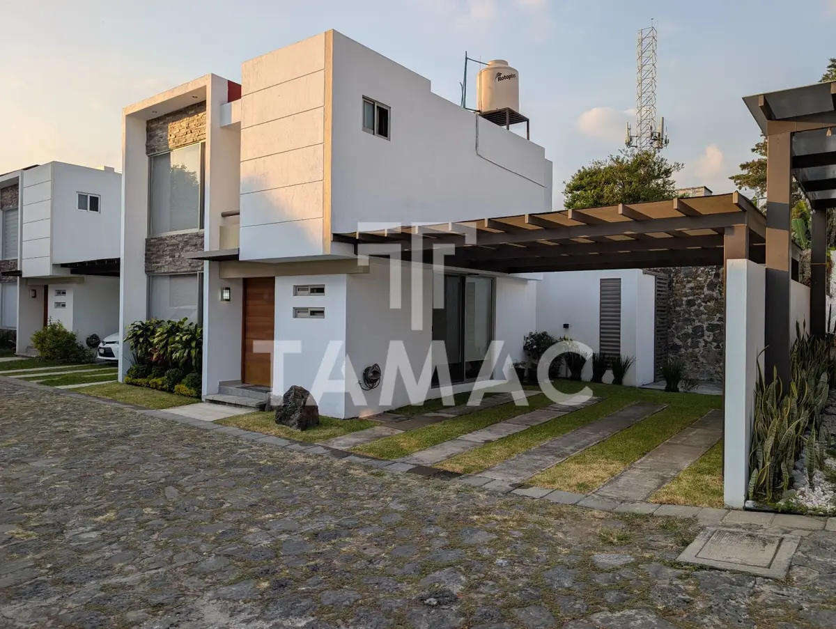 Casa en renta en Los Faroles, Cuernavaca — foto 1 de 18