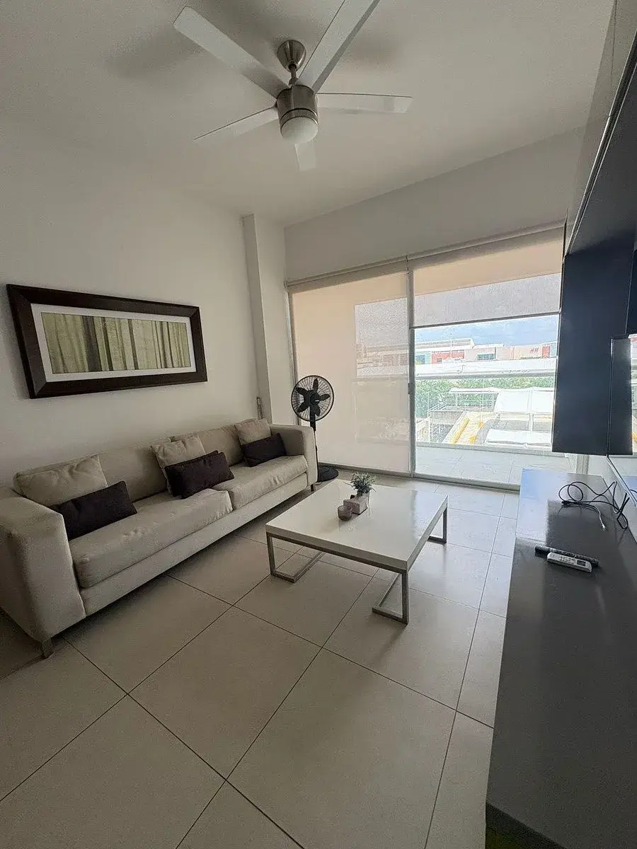 Departamento en renta en Vía Montejo, Mérida — foto 1 de 17