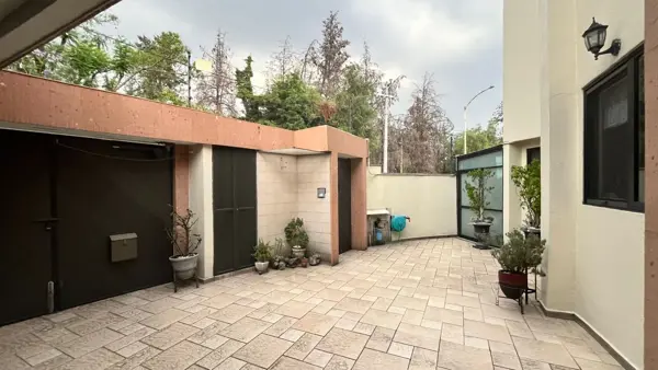 Casa en venta en Ciudad Satelite, Naucalpan de Juárez — foto 2 de 28