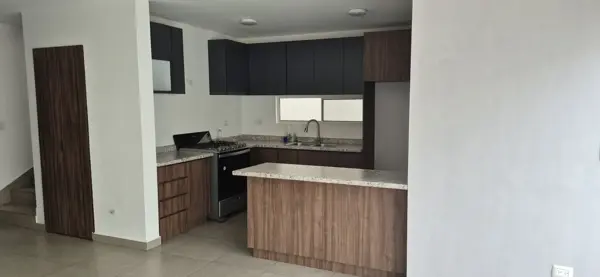 Casa en renta en Cantabria, Saltillo — foto 3 de 13