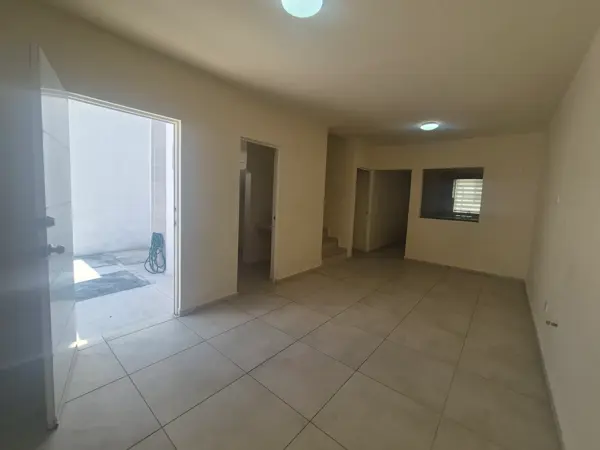 Casa en renta en Nuevo Valle de los Almendros, Saltillo — foto 3 de 11