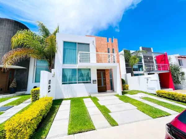 Casa en venta CUMBRES DEL LAGO