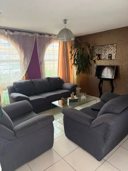 Casa en venta en Felix Ireta, Morelia — foto 2 de 10