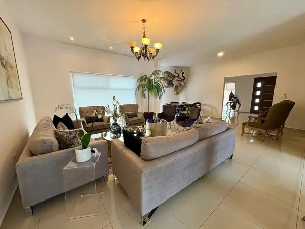 Casa en renta en Zona Carrizalejo, San Pedro Garza García — foto 3 de 15