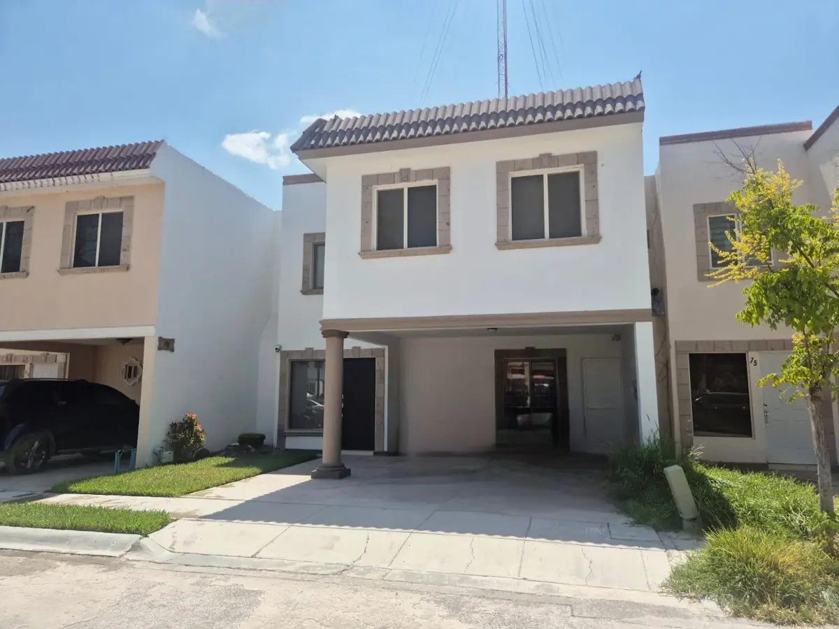 Casa en renta en Cipreses, Torreón — foto 1 de 19