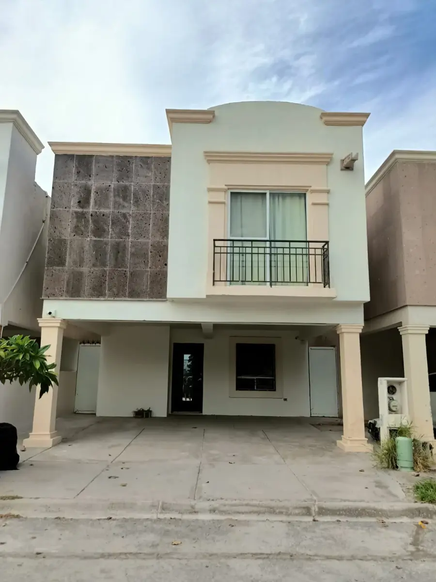 Casa en venta en Villas de San Ángel III, Torreón — foto 1 de 32