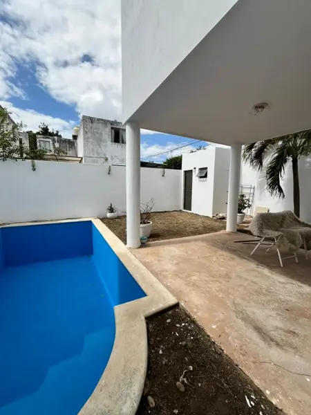 Casa en venta en Leandro Valle, Mérida — foto 2 de 18