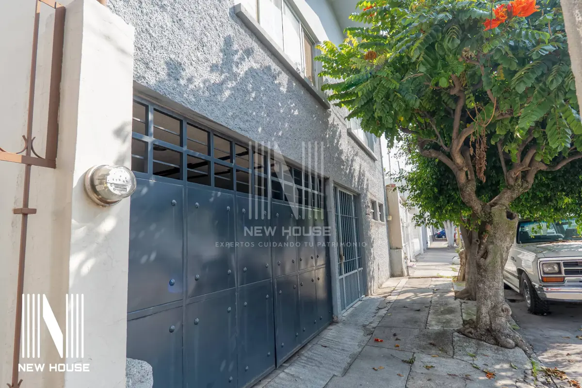Casa en venta en Panorama, León — foto 1 de 33