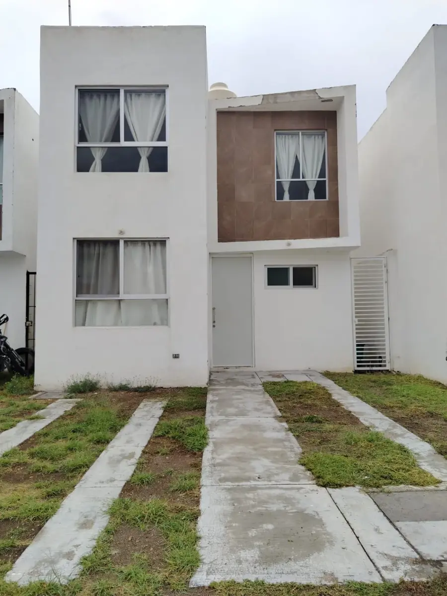 Casa en renta en Reserva Quetzales, San Francisco de los Romo — foto 1 de 13