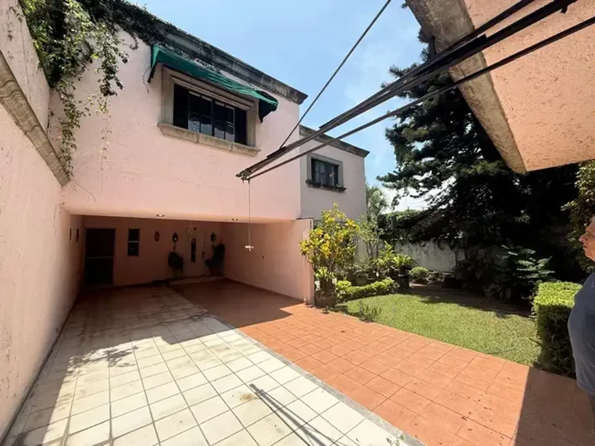 Casa en venta en Tlaltenango, Cuernavaca — foto 1 de 19