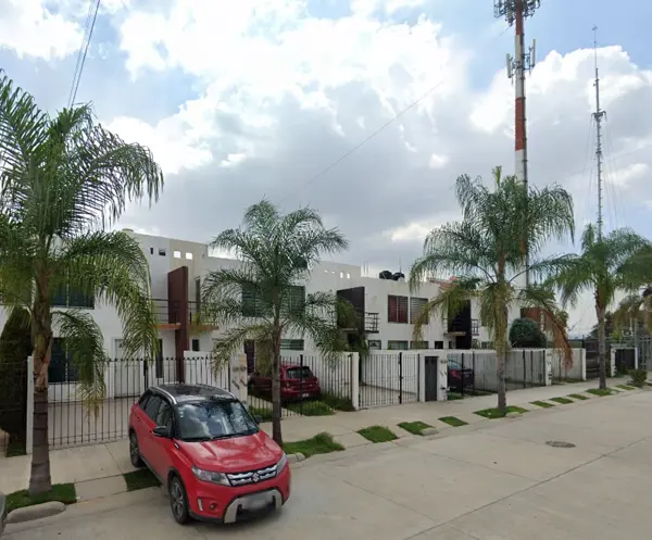 Casa en venta en Jardines de Los Naranjos, León — foto 3 de 9