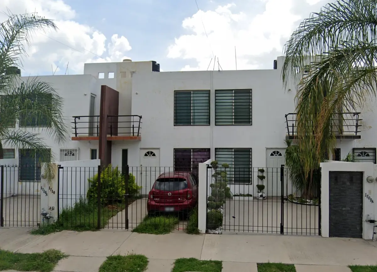 Casa en venta en Jardines de Los Naranjos, León — foto 1 de 9