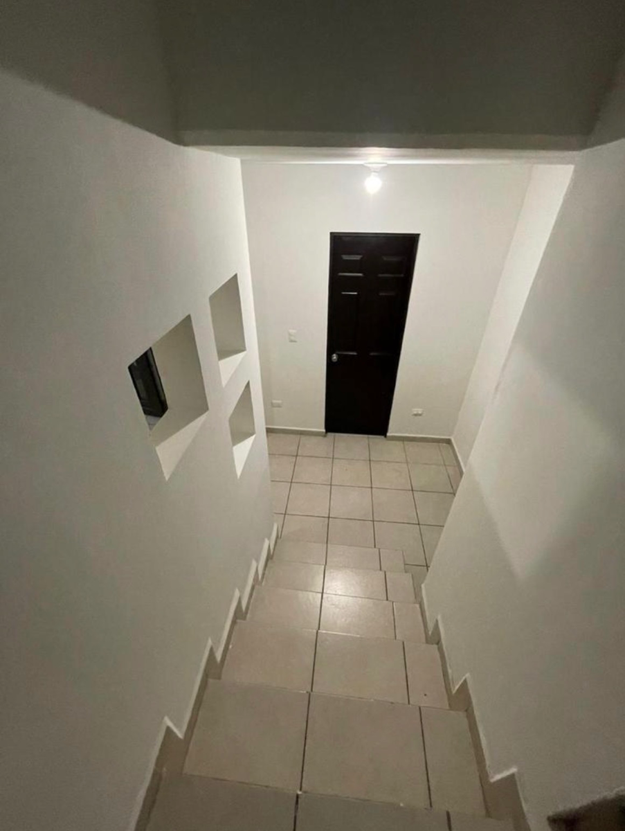 Casa en Renta en Puerta de Hierro, Monterrey, Nuevo León