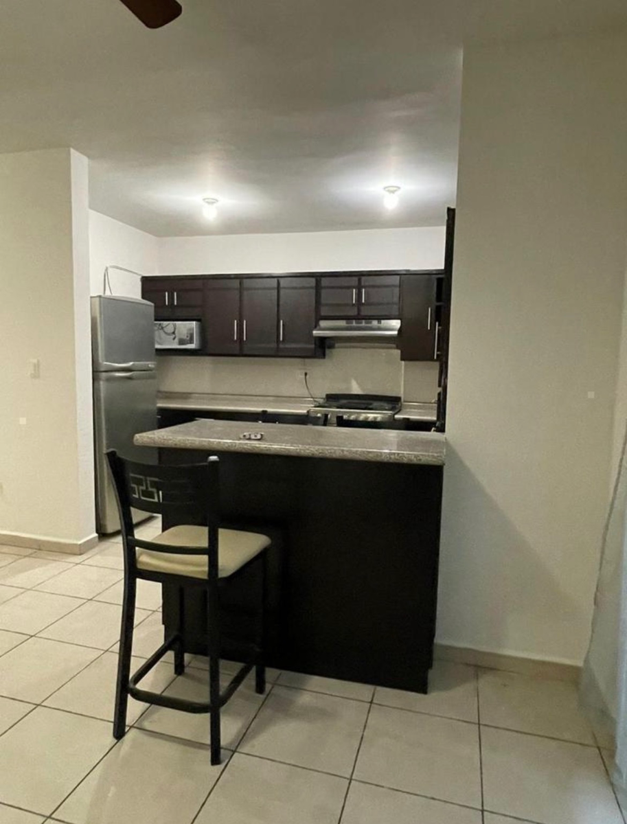 Casa en Renta en Puerta de Hierro, Monterrey, Nuevo León