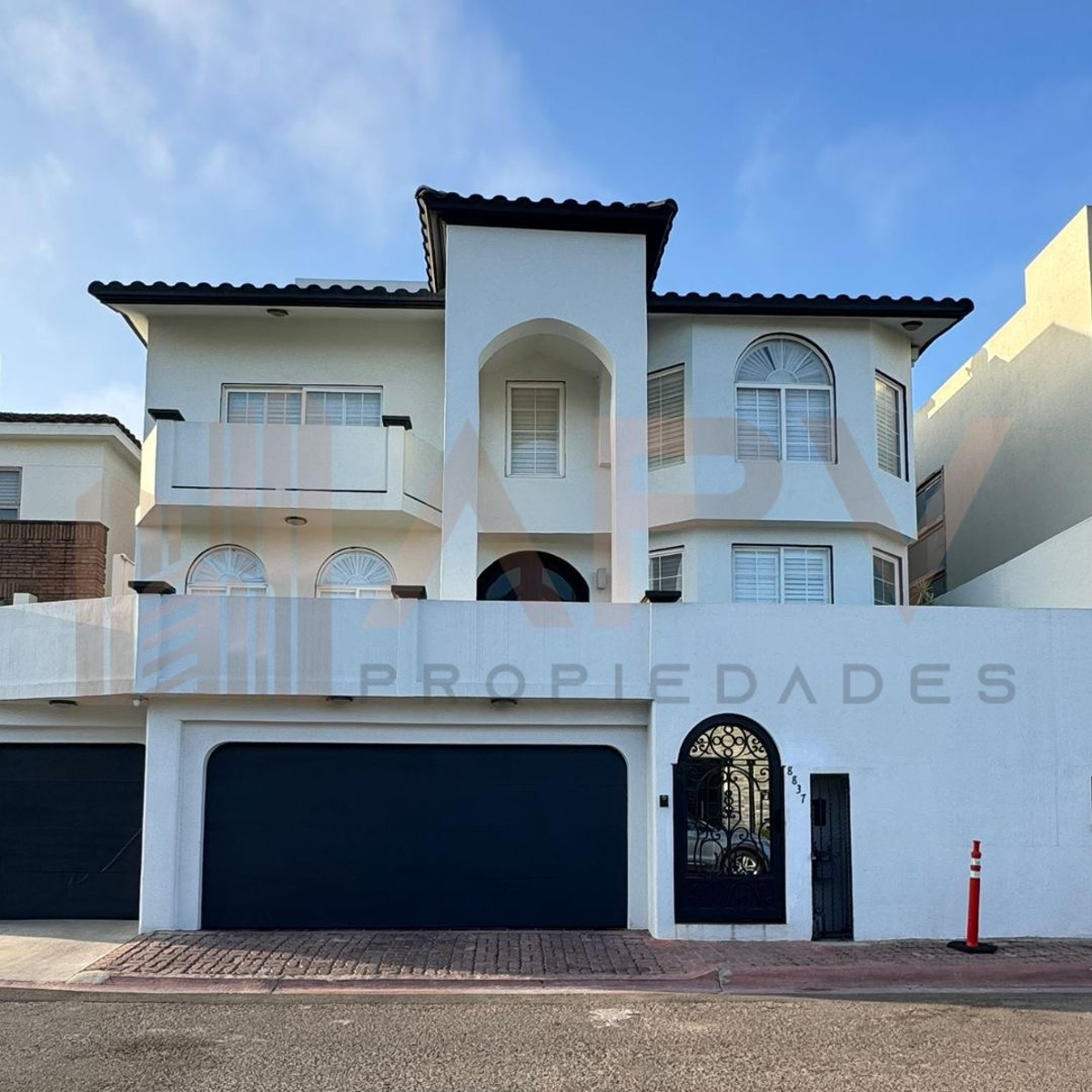 Casa en venta en Cumbres de Juarez, Tijuana — foto 1 de 13