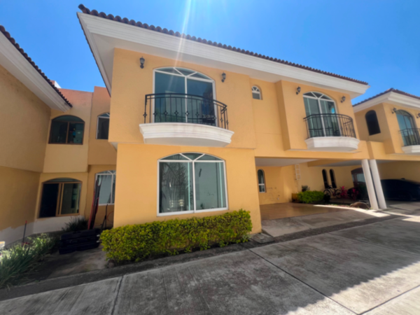 Casa en renta en Ciudad Granja, Zapopan — foto 2 de 21