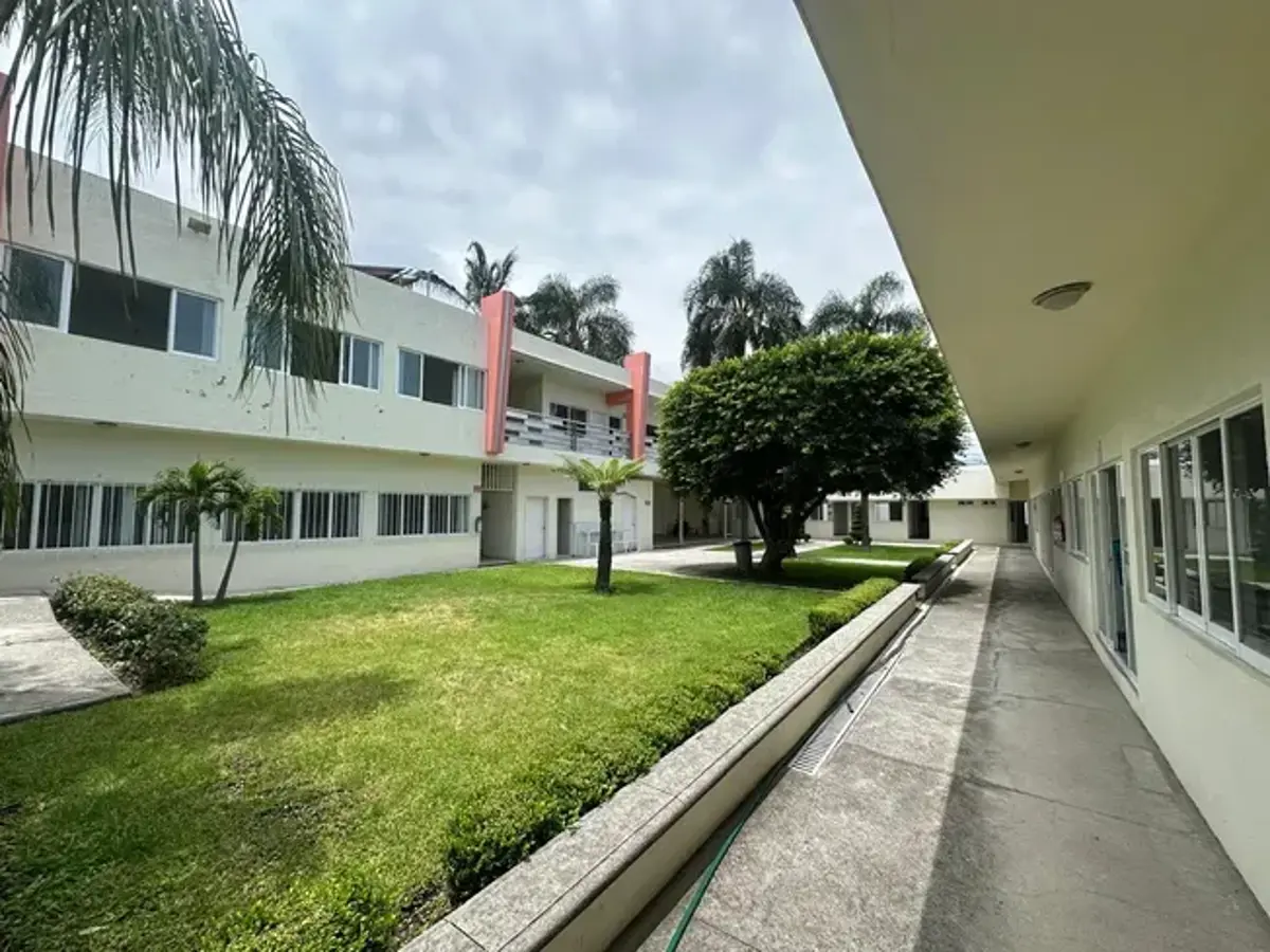 Edificio en venta en Delicias, Cuernavaca — foto 1 de 13