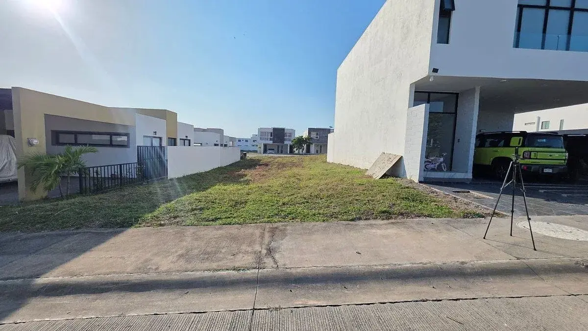 Terreno en venta en Punta Tiburón, Residencial, Marina y Golf, Alvarado — foto 1 de 5