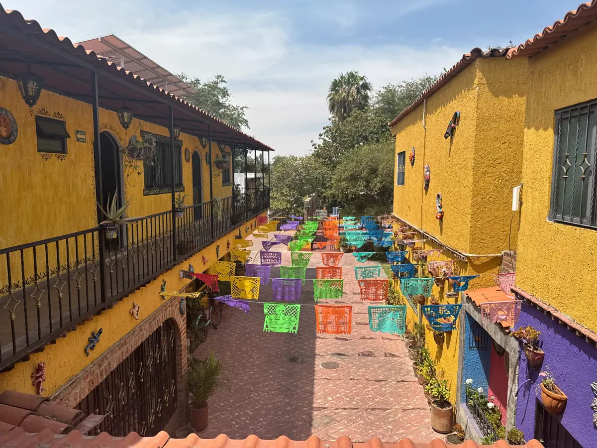 Hotel en venta en Tlaquepaque Centro, San Pedro Tlaquepaque — foto 1 de 21