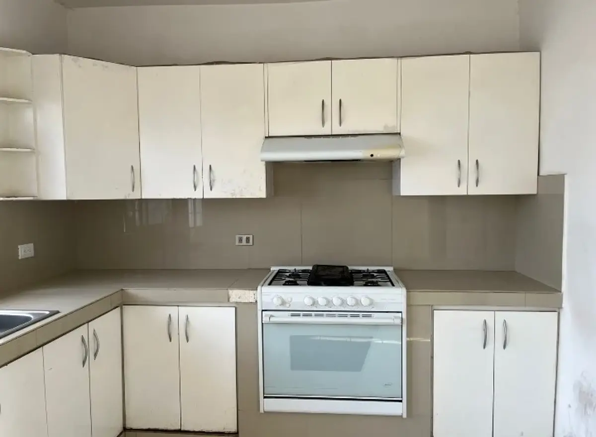 Vista 2 de CASA EN RENTA – RESIDENCIAL IBERO