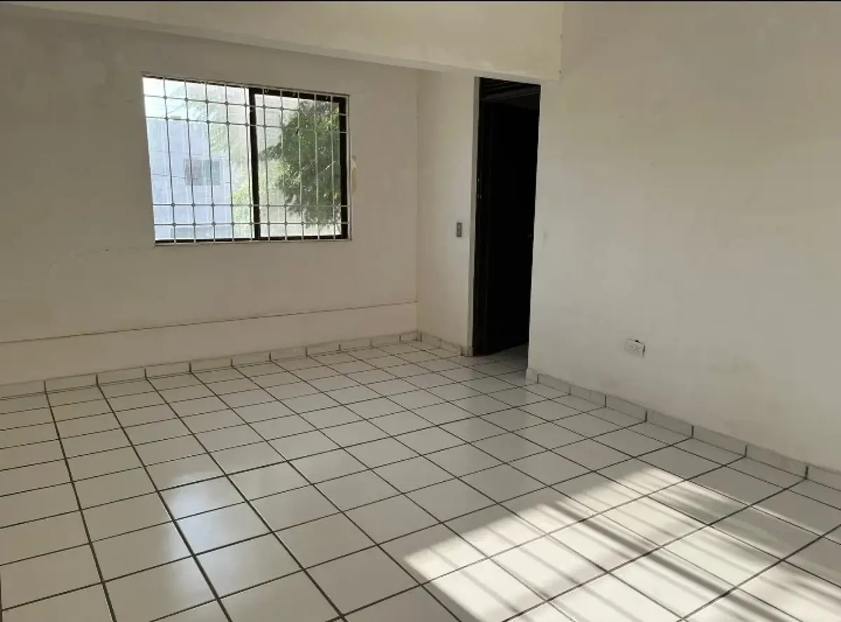 Vista 5 de CASA EN RENTA – RESIDENCIAL IBERO