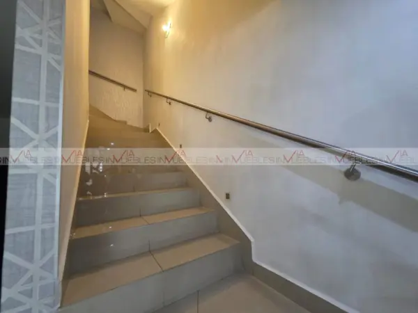 Casa en venta en Cumbres Madeira Francés, Monterrey — foto 2 de 22