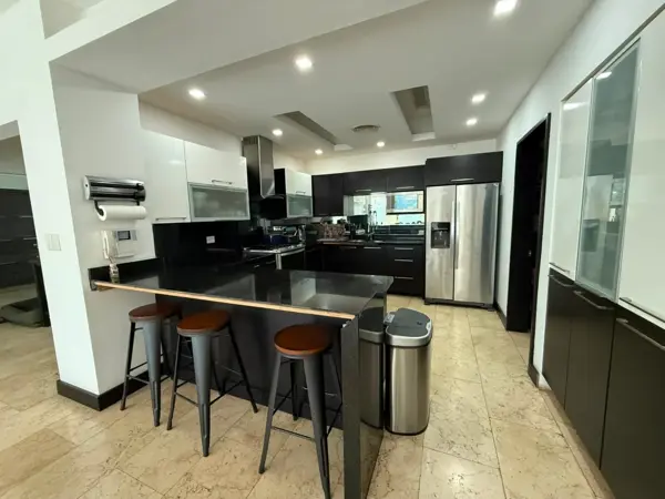 Departamento en Renta en Lomas del Valle, San Pedro Garza García, Nuevo León 2