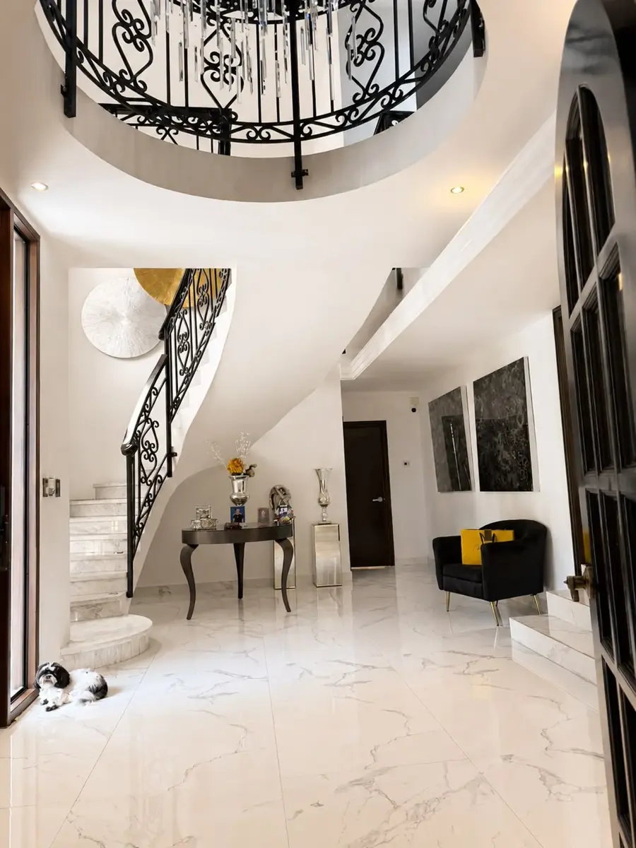 Casa en venta en Las Cumbres, Monterrey — foto 1 de 13