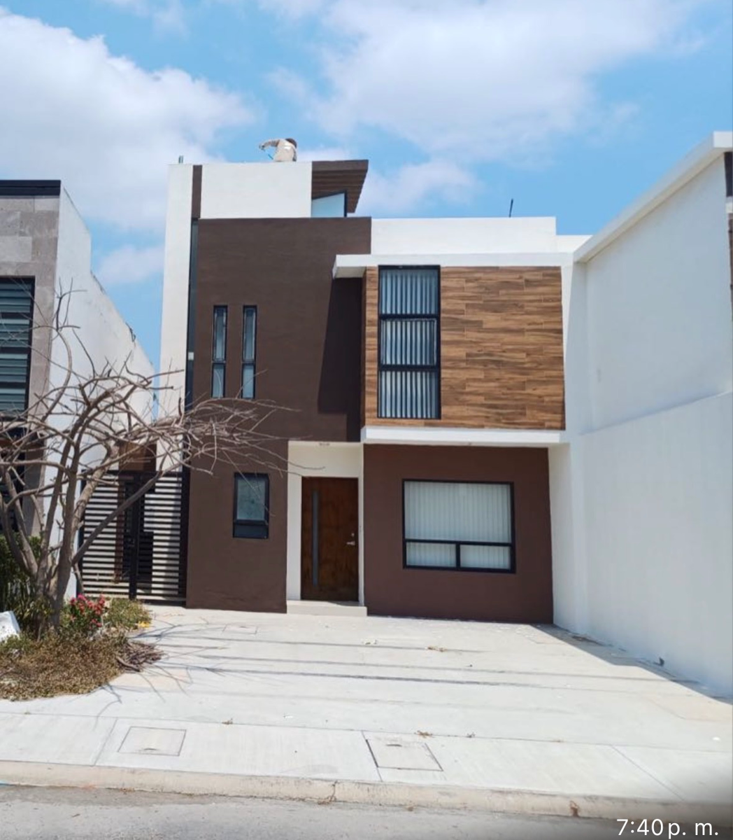 Casa en venta en Lomas de la Rioja, Alvarado — foto 1 de 2