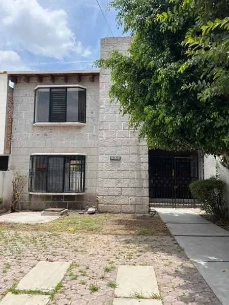 Casa en renta en Tejeda, Corregidora — foto 2 de 25