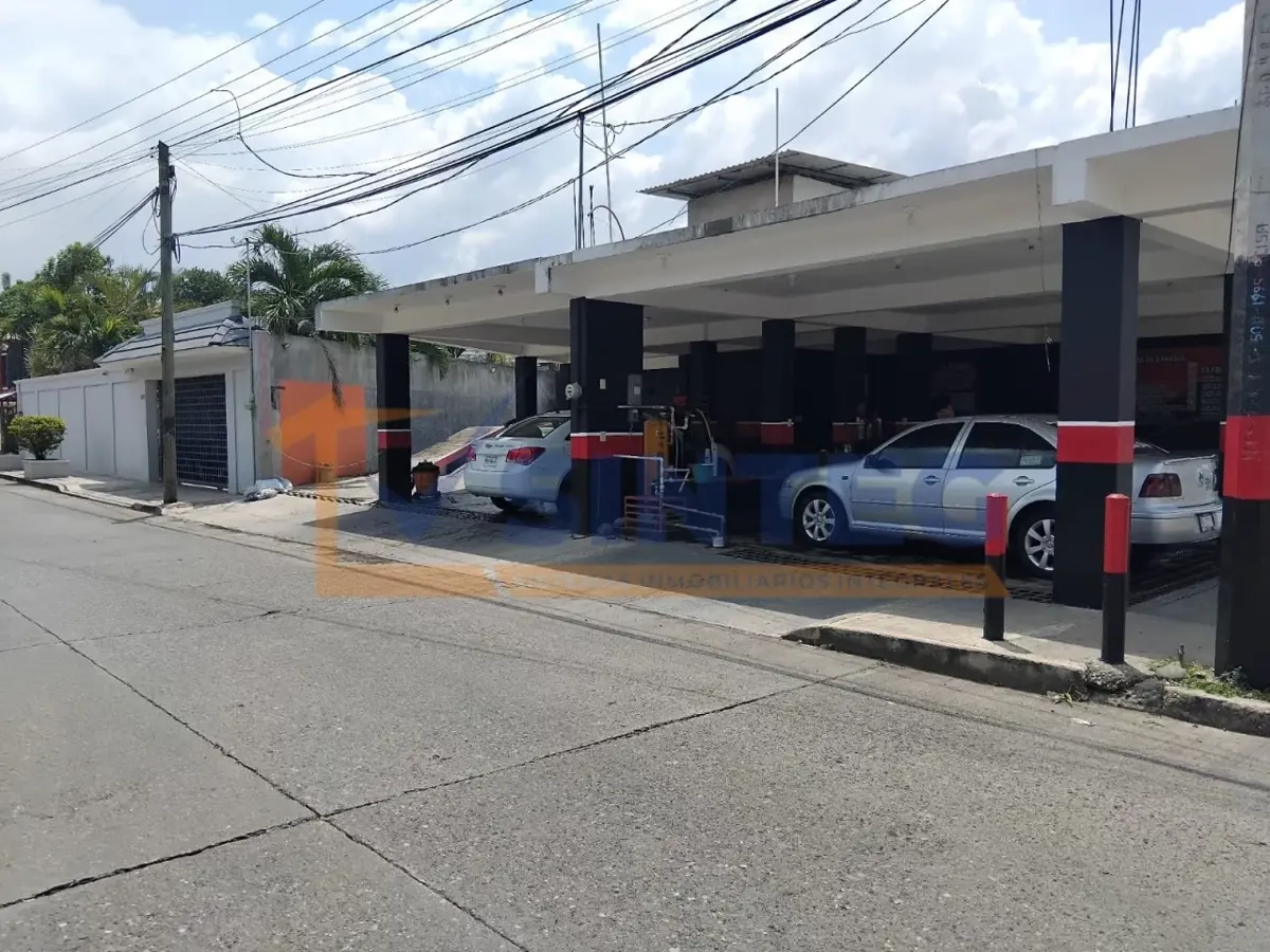 Local en renta en Manuel Avila Camacho, Poza Rica de Hidalgo — foto 1 de 8