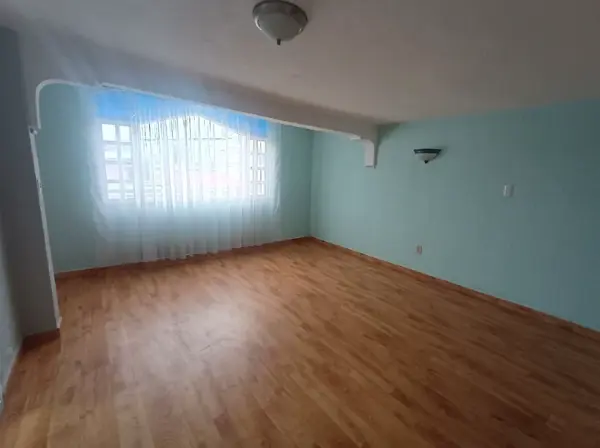Casa en venta en Parque Residencial Coacalco 1a Sección, Coacalco de Berriozábal — foto 3 de 37
