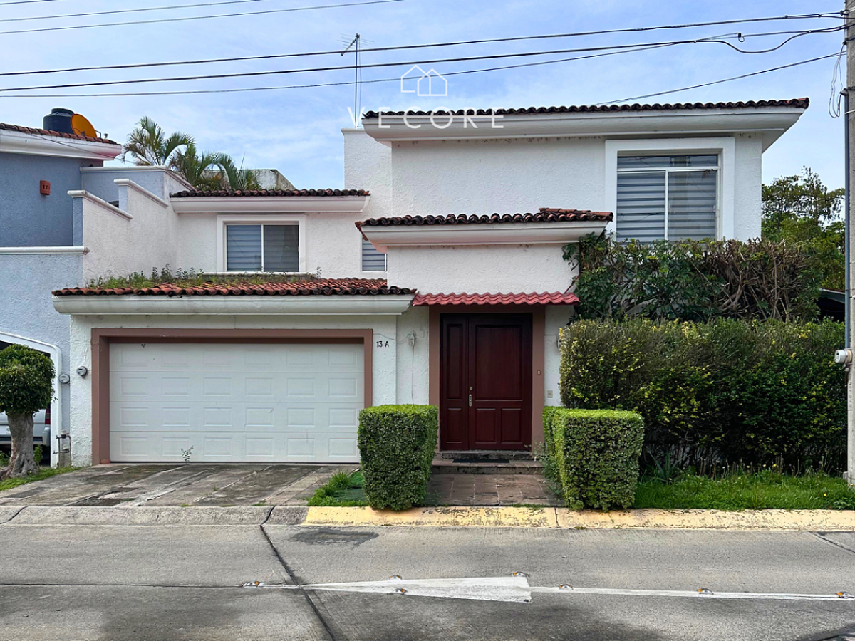 Casa en renta en Jardín Real, Zapopan — foto 1 de 24