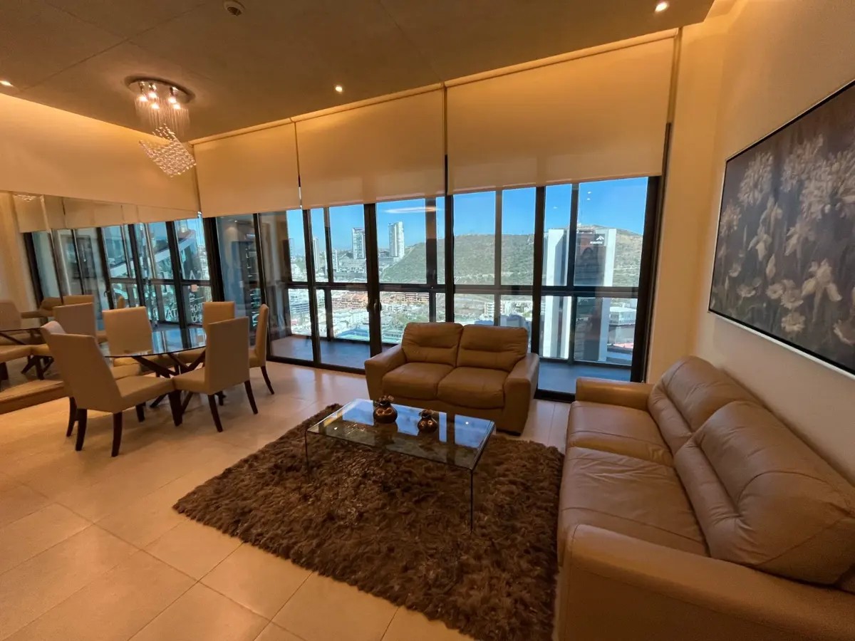 Departamento en renta en Zona San Agustín, San Pedro Garza García — foto 1 de 10