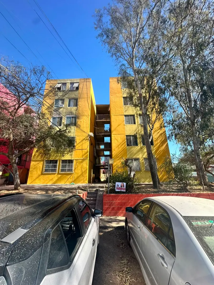 Departamento en venta en El Lago, Tijuana — foto 1 de 8