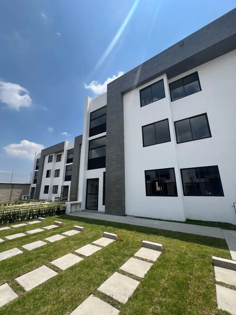Departamento en renta en Buenavista, San Mateo Atenco — foto 1 de 12
