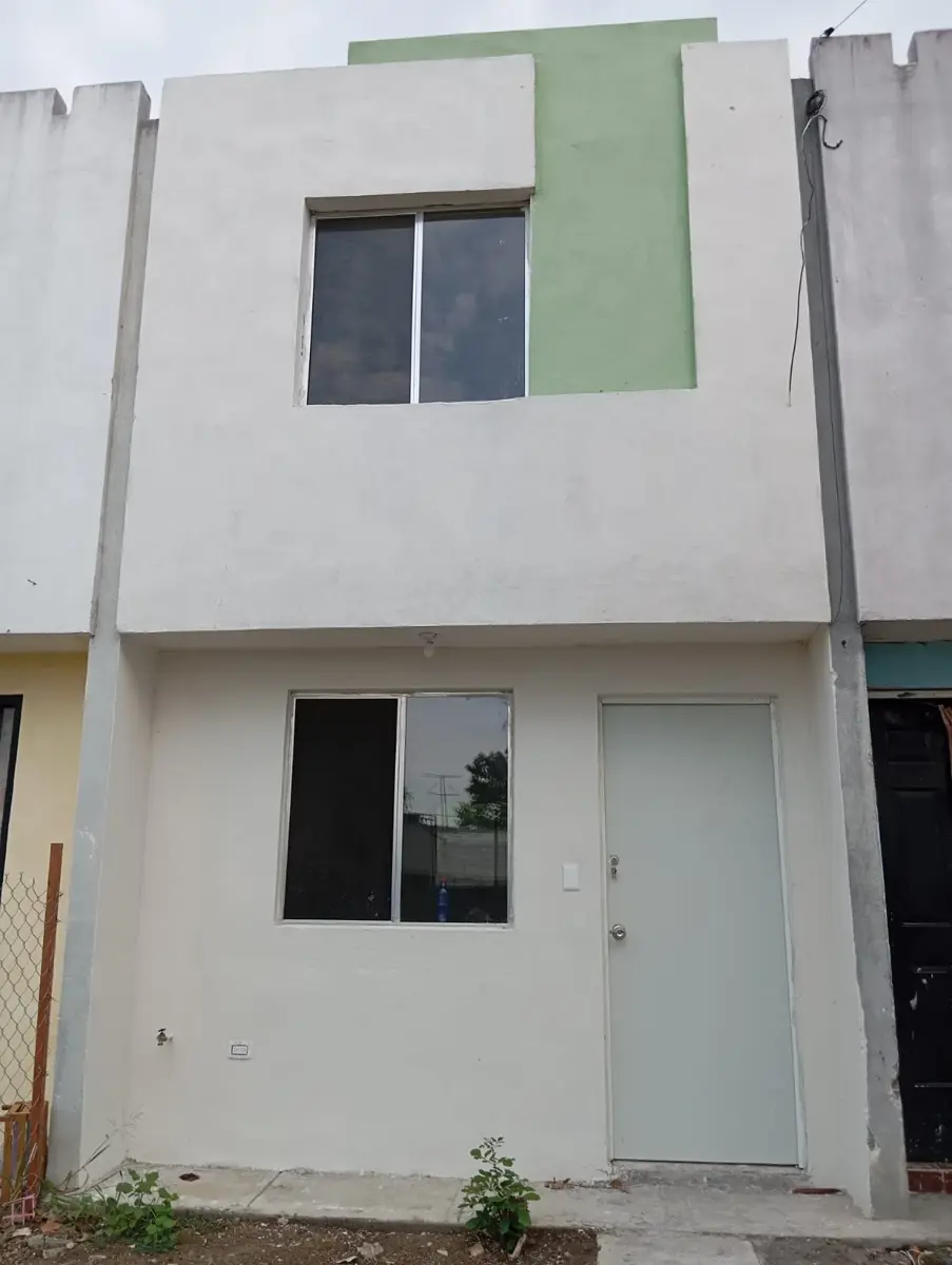 Casa en venta en Valle del Roble, Cadereyta Jiménez — foto 1 de 12
