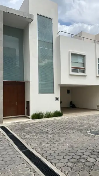 Casa en venta en San Bernardino Tlaxcalancingo, San Andrés Cholula — foto 2 de 24