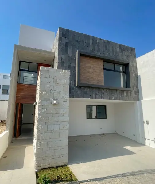 Casa en Venta en Parque Campeche, Lomas de Angelópolis, Puebla -  Oportunidad