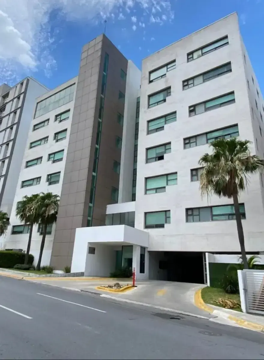 Departamento en venta en Zona los Sauces, San Pedro Garza García — foto 1 de 17