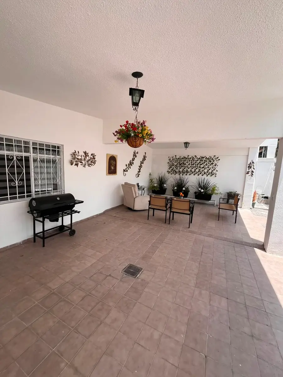 Casa en renta en Parques de la Cañada, Saltillo — foto 1 de 8