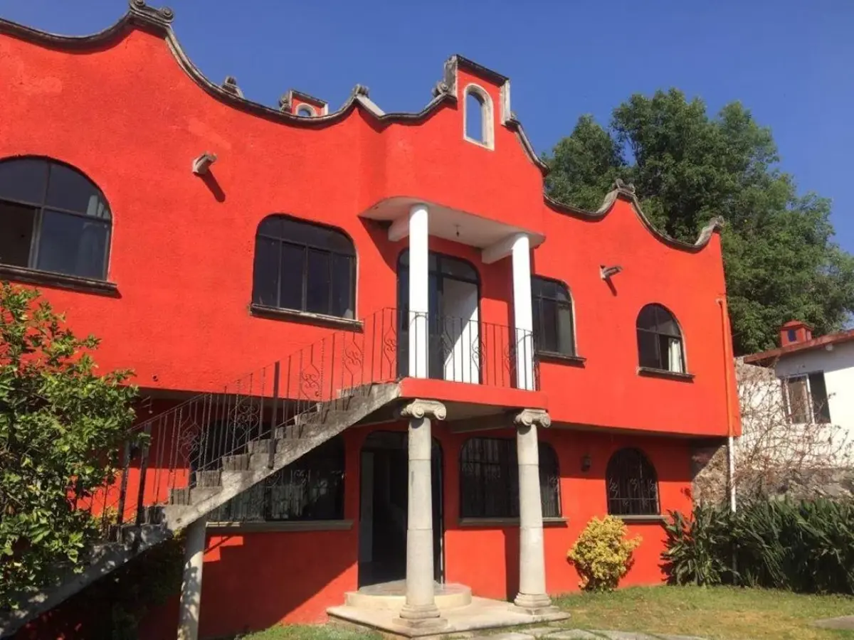 Casa en venta en Lomas de Chamilpa, Cuernavaca — foto 1 de 35