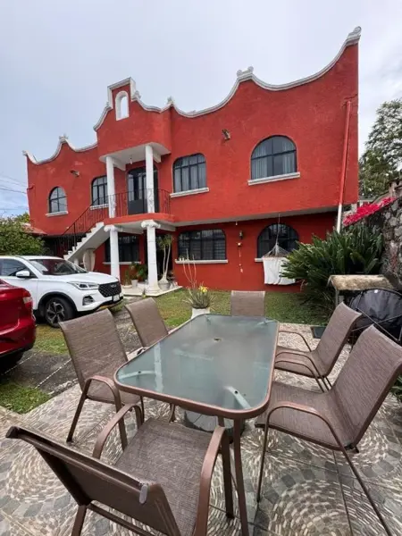 Casa en venta en Lomas de Chamilpa, Cuernavaca — foto 2 de 35