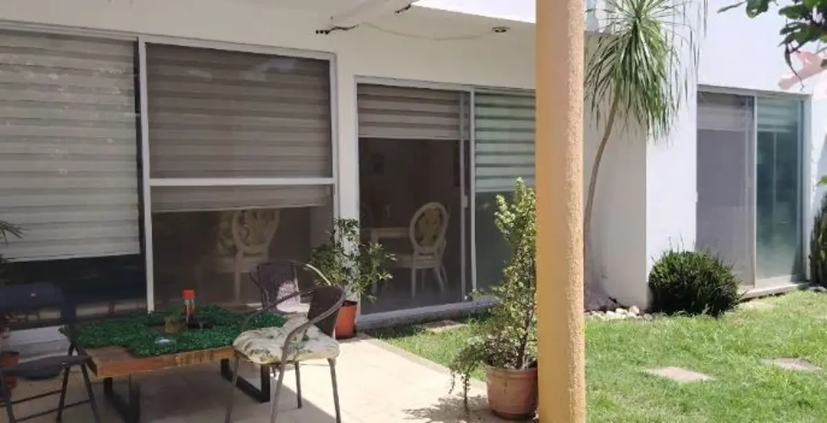 Casa en venta en Rancho Cortes, Cuernavaca — foto 1 de 24