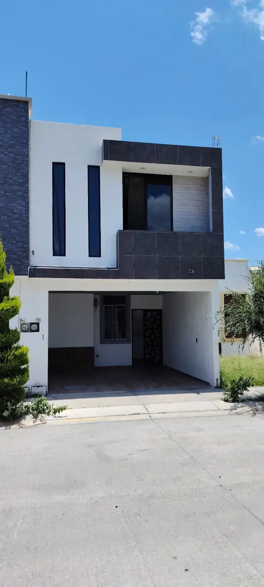 Casa en venta en Granvilla, Silao de la Victoria — foto 1 de 14