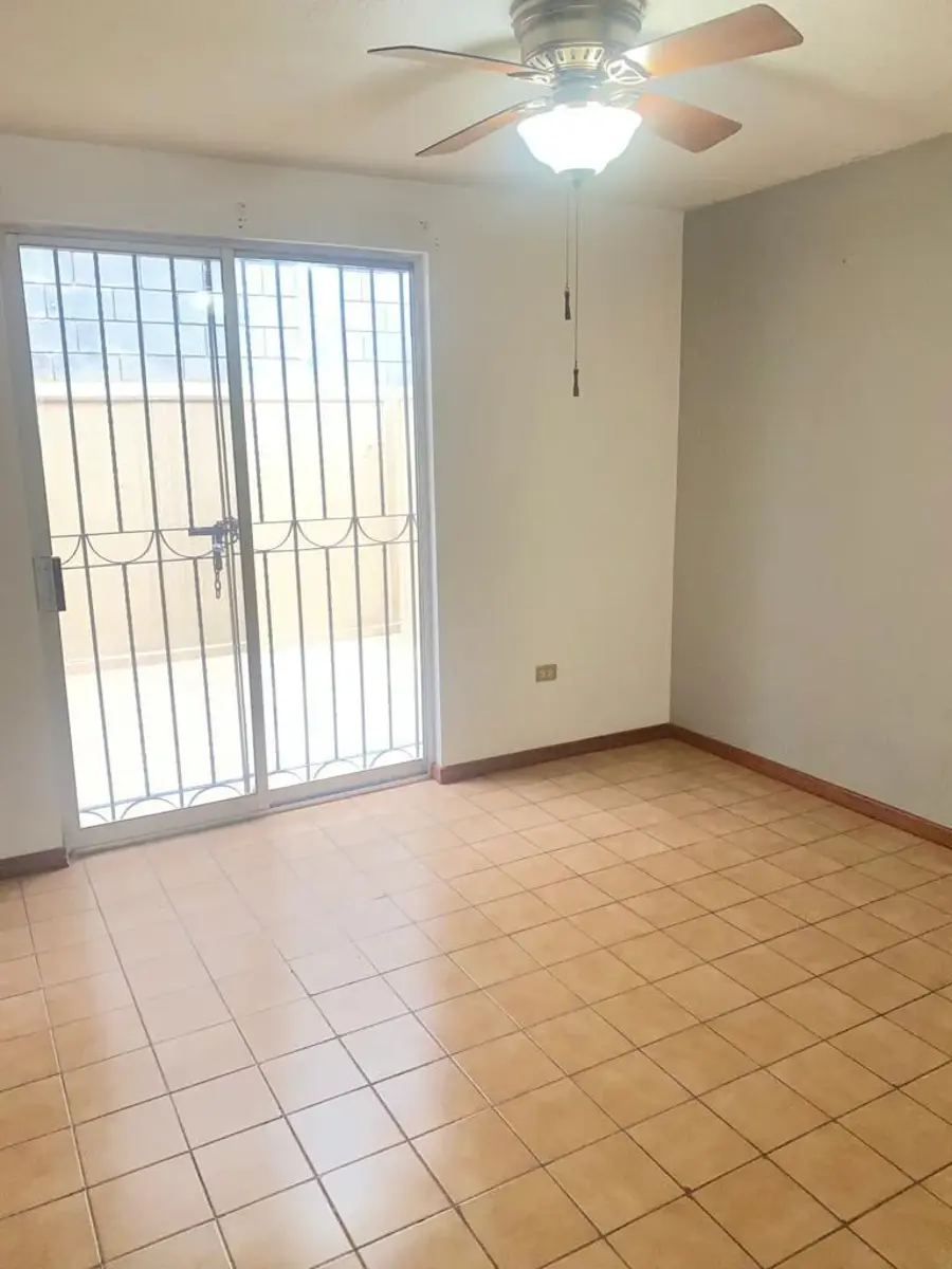 Casa en Renta en La Republica, Monterrey, Nuevo León