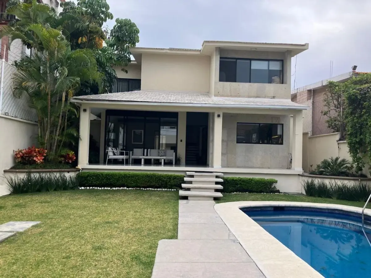 Casa en venta en Jardines de Reforma, Cuernavaca — foto 1 de 27