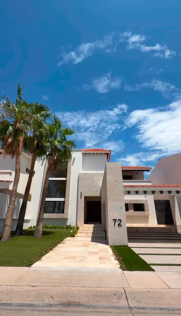 Casa en venta en Los Lagos, Hermosillo — foto 1 de 23