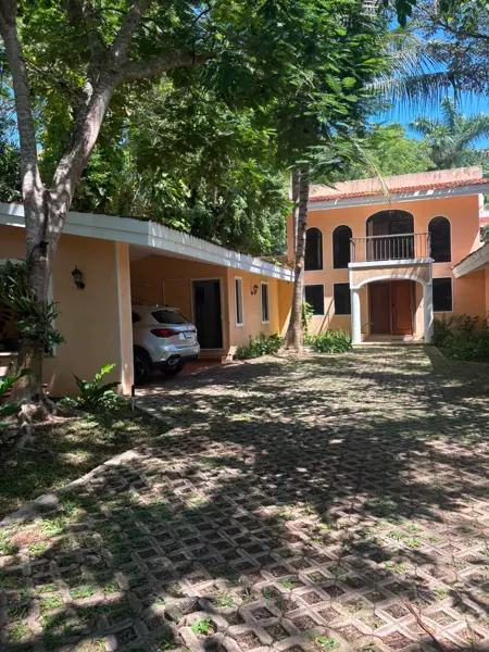 Casa en renta en Club de Golf la Ceiba, Mérida — foto 2 de 11